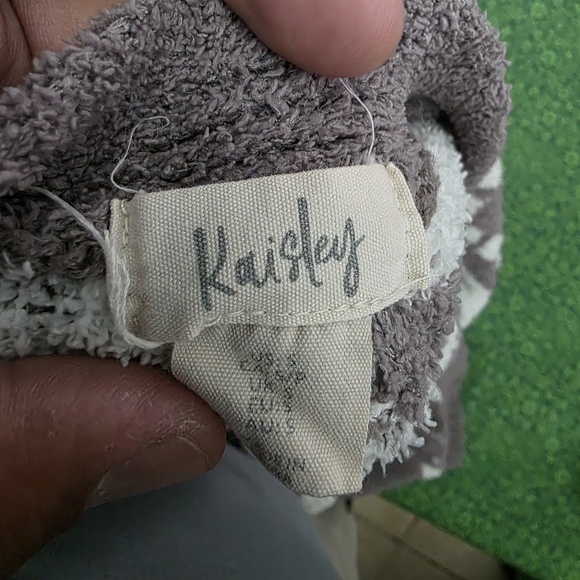 Gray and White Geometric Pattern Men's Sweater - Picture 11 of 11